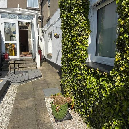 Donnybrook Hall Dublin Exterior photo